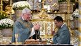 Feierliches Kathedralamt mit Priester aus Myanmar